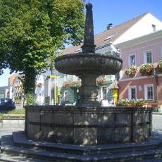 Marktbrunnen, Königswiesen