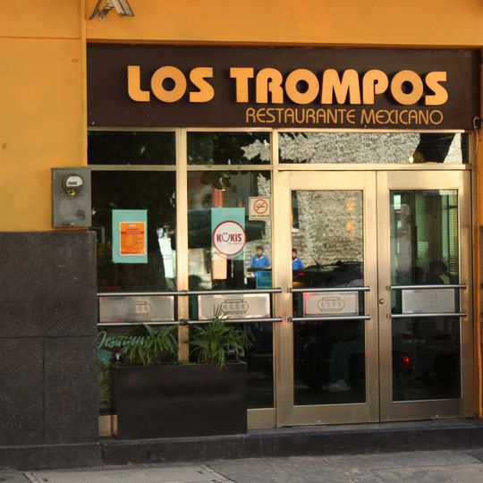 Los Trompos