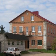 Enhieĺsa Street 26, Iŭje