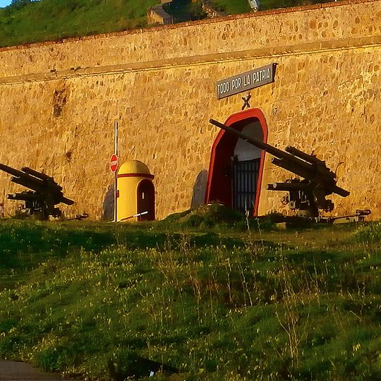 Puerta de Málaga y Cuerpo de Guardia