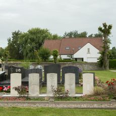 Nieuwmunster Churchyard