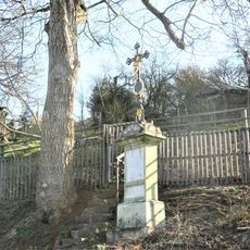 Kříž u domu 110 v Knínici