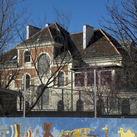 Kindergarten und Pfarrheim Breitensee