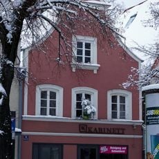 Wohn- und Geschäftshaus