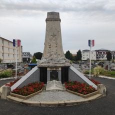 Monument aux morts du cimetière de L'Haÿ-les-Roses