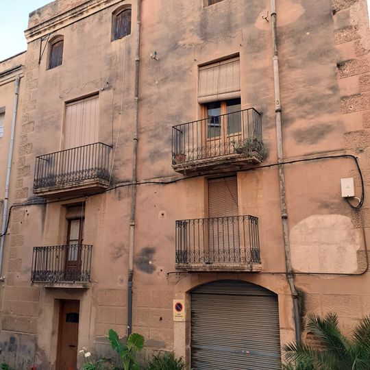 House in carrer de la Font, 10