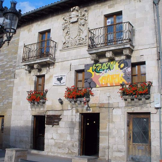 Casa Carnicería 24