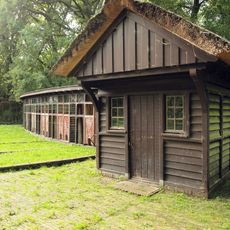 Nijenrode: voederhuisje