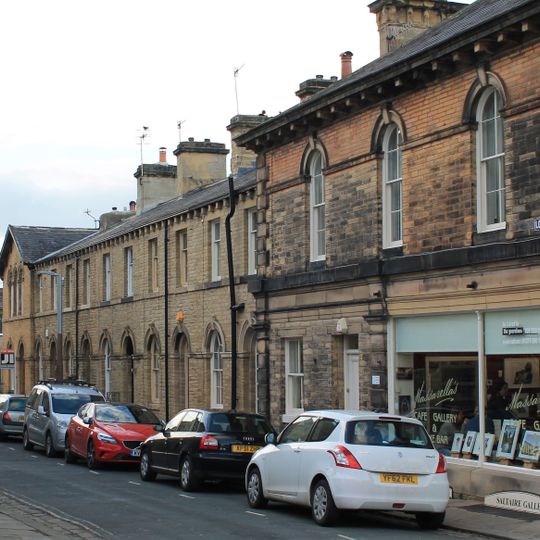 2-7, Lower School Street