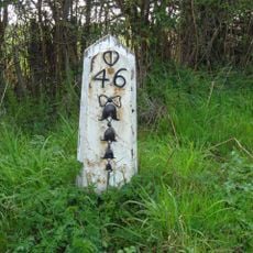 Milepost, between Crockstead Stables and Sand Hill Lane jct, by lane to farm