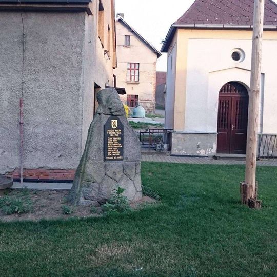 Pomník padlým v Mokré Lhotě