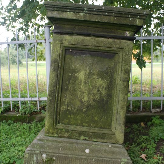 Cmentarz kościelny w Targowisku