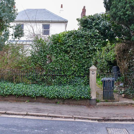 15 And 17, St Leonard's Road