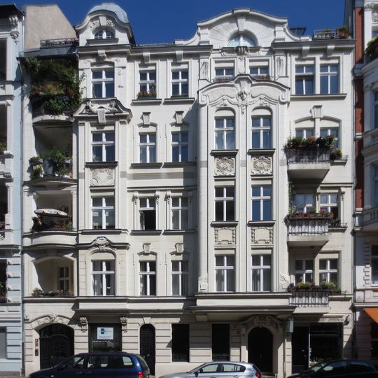 Mietshaus Fuggerstraße 4