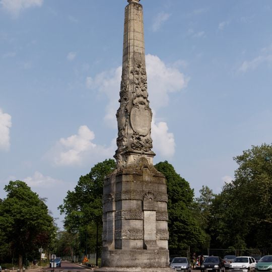 Pyramid of bois de Vincennes