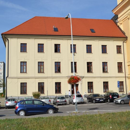 Piaristický kláštor, gymnázium, kolégium piaristov