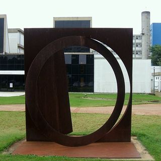 Sculpture park of the Museu de Arte Contemporânea