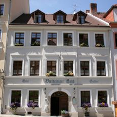 Hotel Dreibeiniger Hund