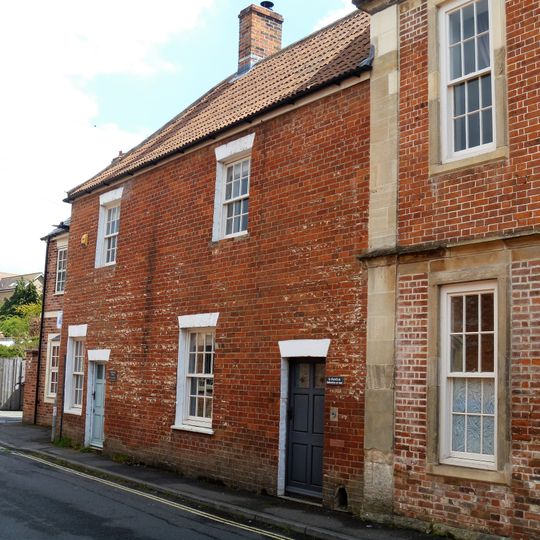 6 and 6A, Church Street