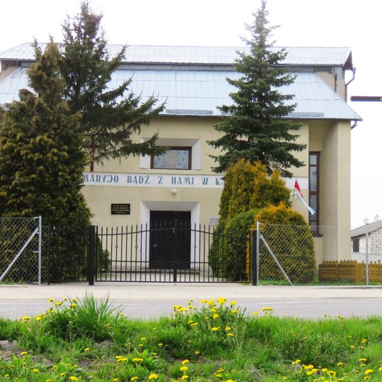 Kościół Matki Boskiej Częstochowskiej w Redakach