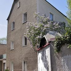 Wohnhaus, ehem. Schule