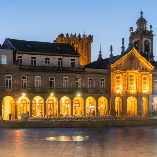 Igreja da Lapa e Edifício das Arcadas