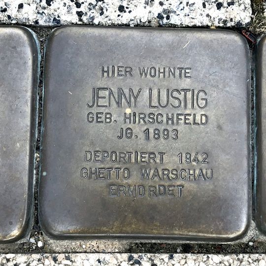 Stolperstein en memoria de Ernst  Lustig
