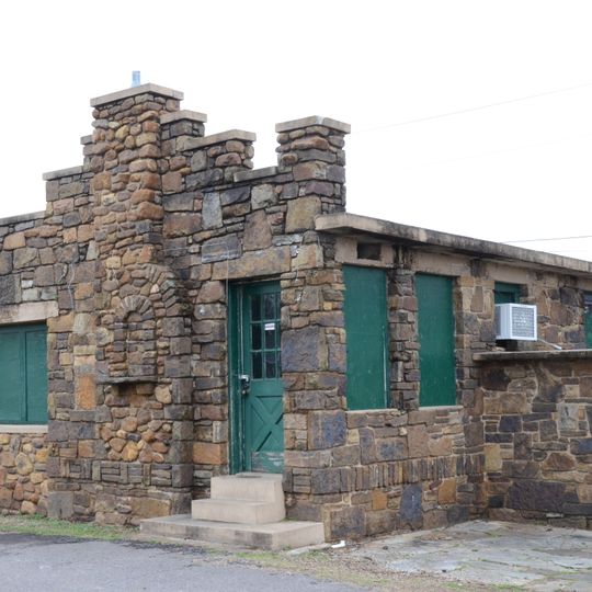 Merle Whitman Tourist Cabin