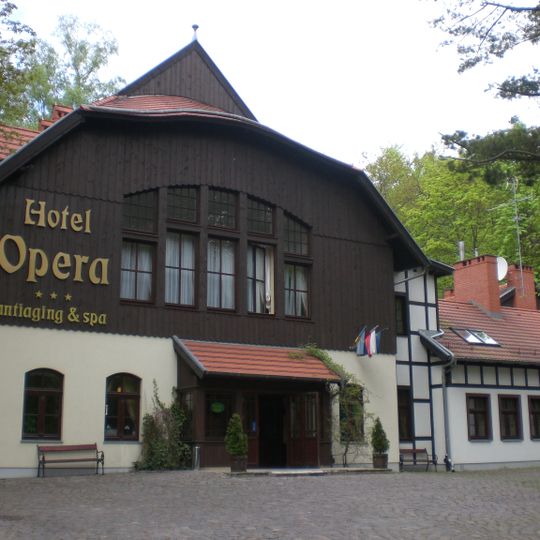 10 Moniuszki Street in Sopot