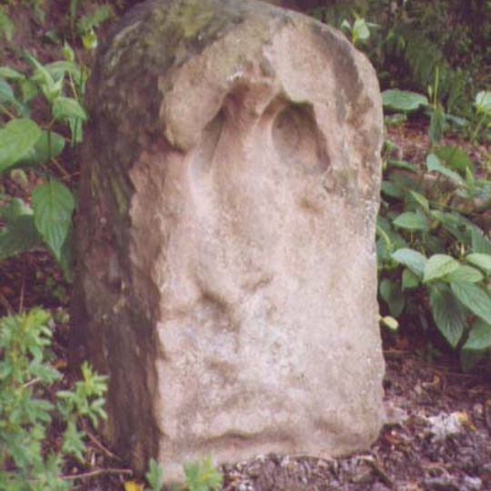 Milestone, Morthen Road S of A631, Bawtry Road