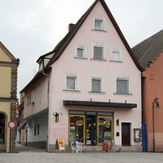 Hauptstraße 32