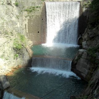 Kamagafuchi Dam