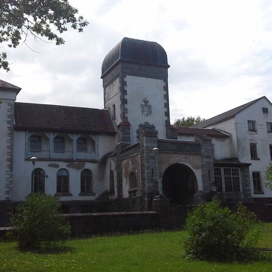 Jaungulbene Manor House