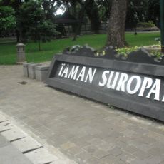 Taman Suropati