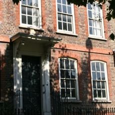 111, Mile End Road E1