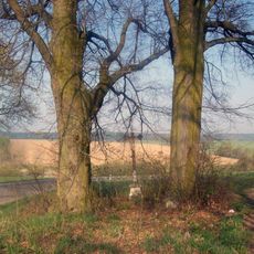 Kříž západně od Tučap