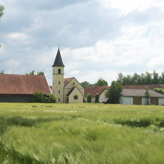 Katholische Filialkirche St. Petrus und Laurentius