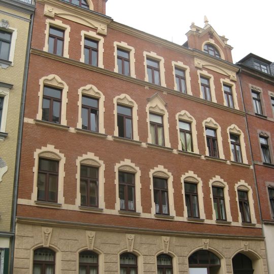 Mietshaus in geschlossener Bebauung Glockenstraße 15