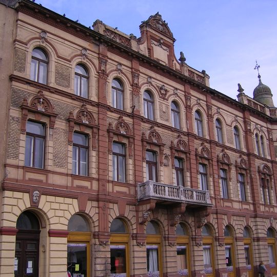 Hotel a kaviareň Grand