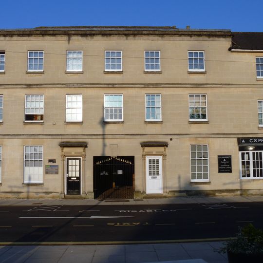 9,11,13,15, Market Place