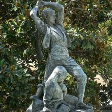 Monumento a los defensores del reducto del Pilar