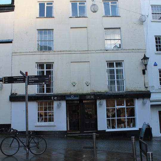 15 And 16, Castle Street