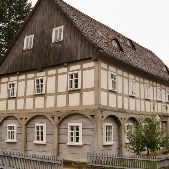 Theodor-Haebler-Straße 36