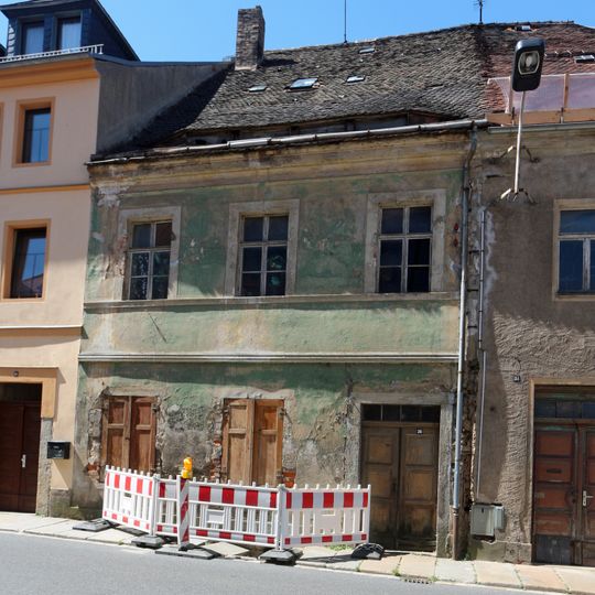 Wohnhaus in geschlossener Bebauung Pulsnitzer Straße 36