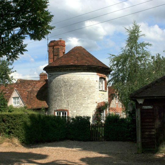 The Round House And Pink Cottage