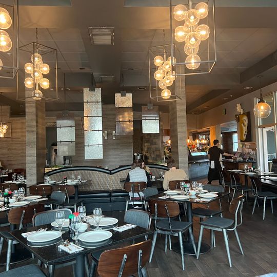 John Holly's Asian Bistro