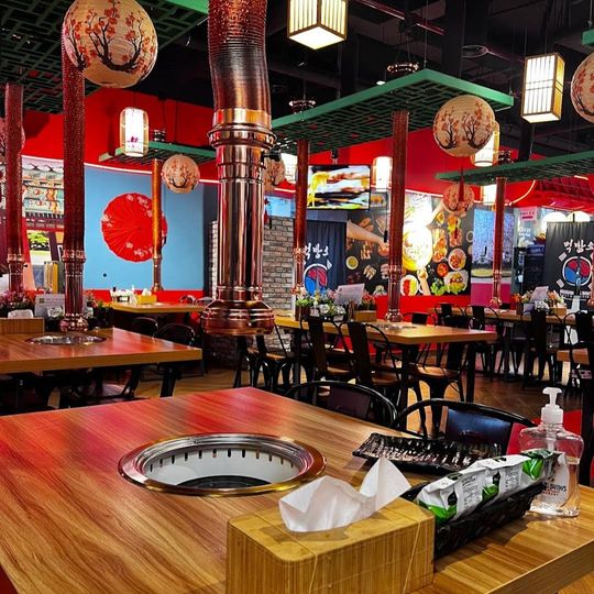 Mukbang Shows Restaurant Korean BBQ and Seafood