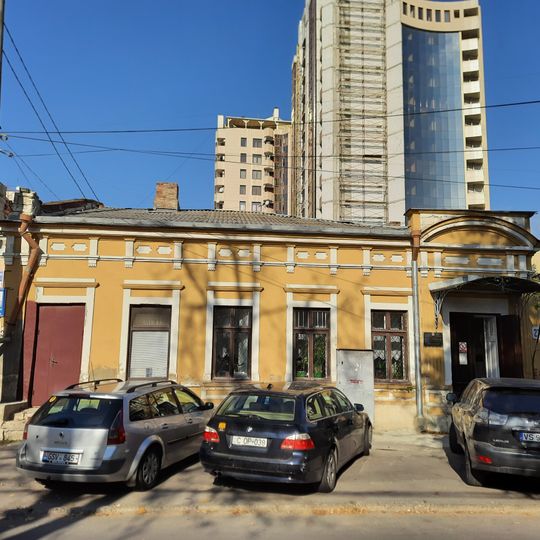 House, Mitropolit Petru Movilă, 27, Chișinău