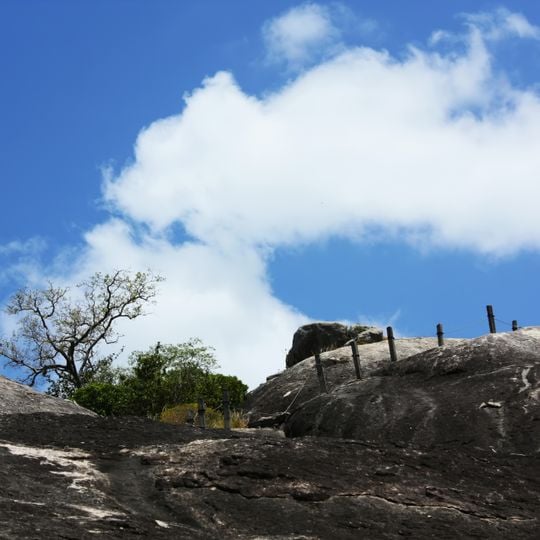 Kudumbigala Monastery