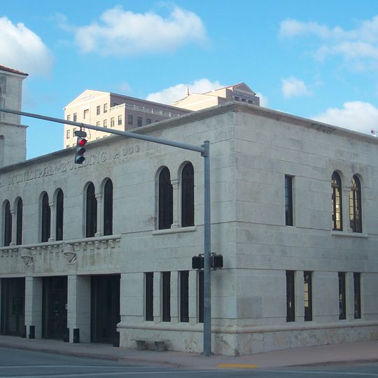Estación de Policía y de Bomberos de Coral Gables